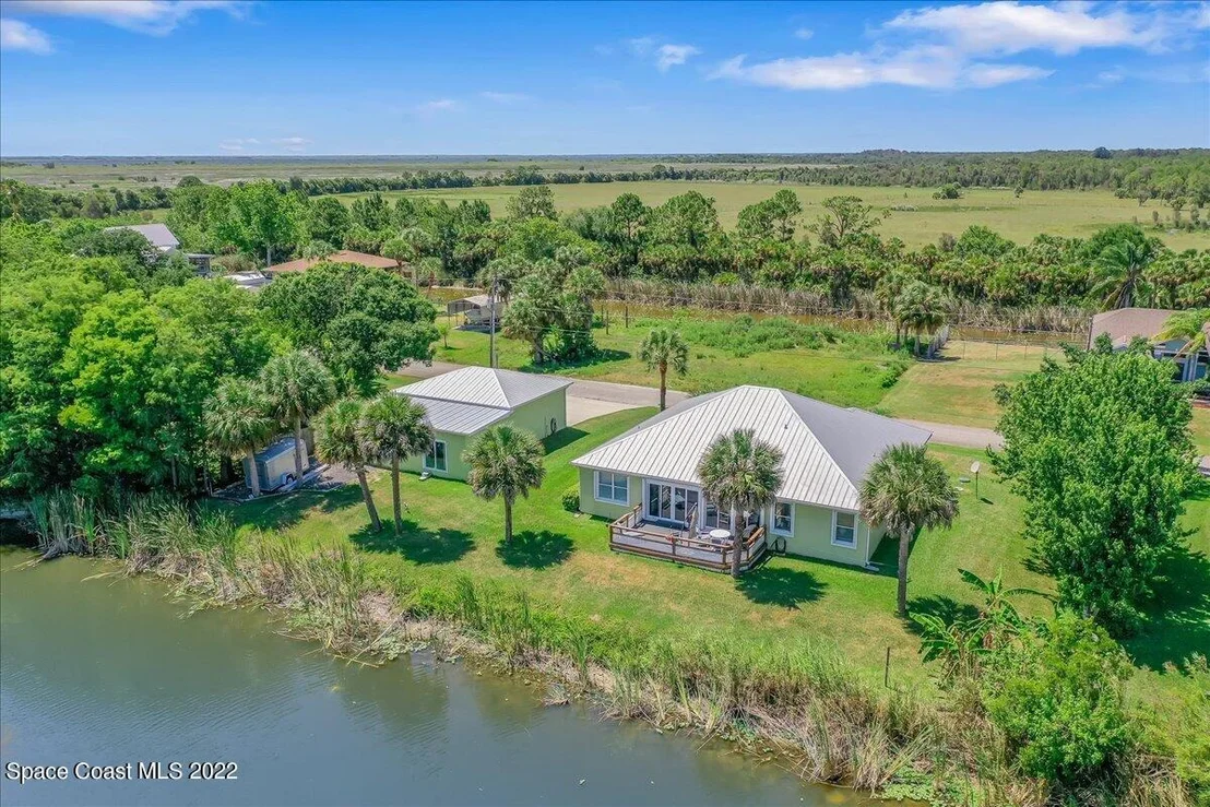 Photo of 5265 Evinrude Road