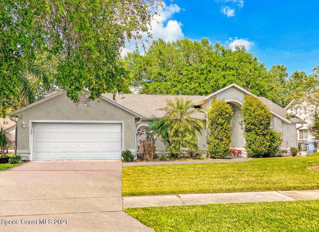 Photo of 928 Osprey Lane