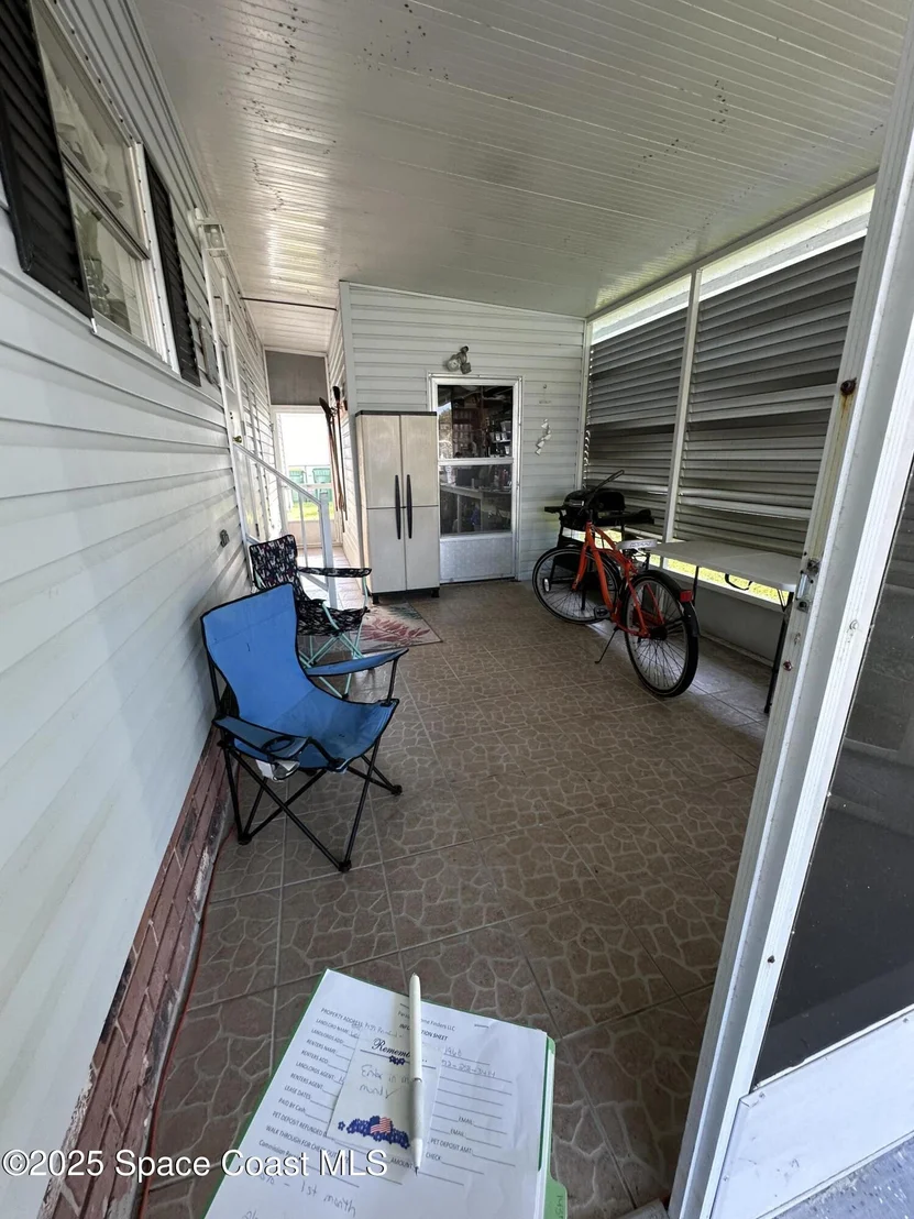 Photo of 1437 Barefoot Circle