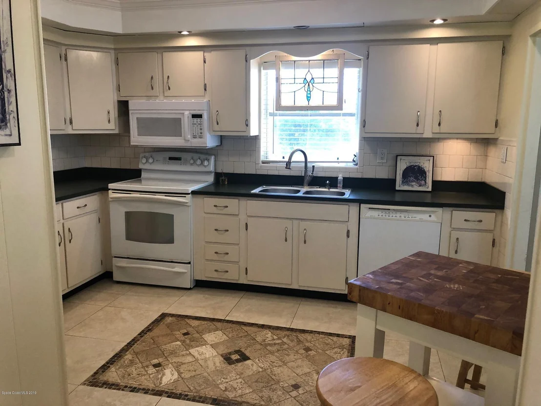 Photo of 139 Circle Drive