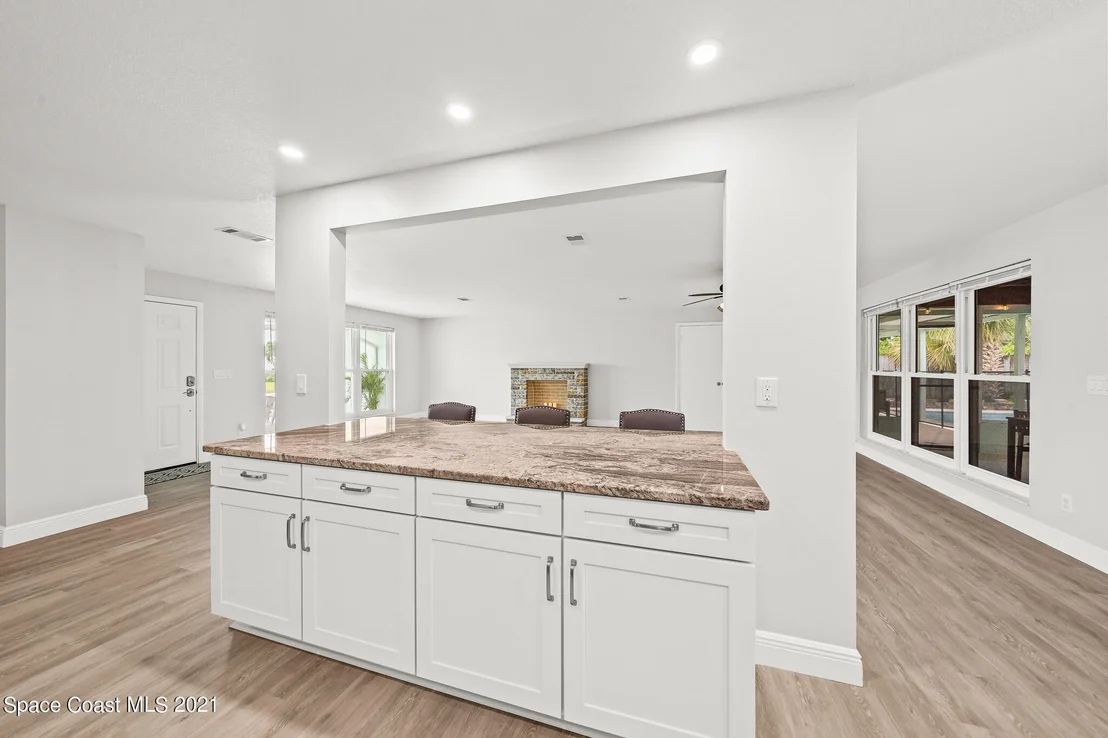 Photo of 1255 Seminole Drive