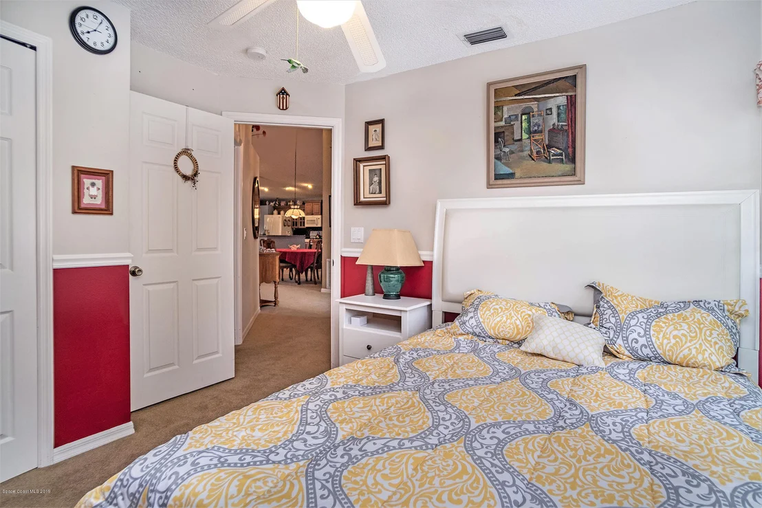 Photo of 864 Villa Drive