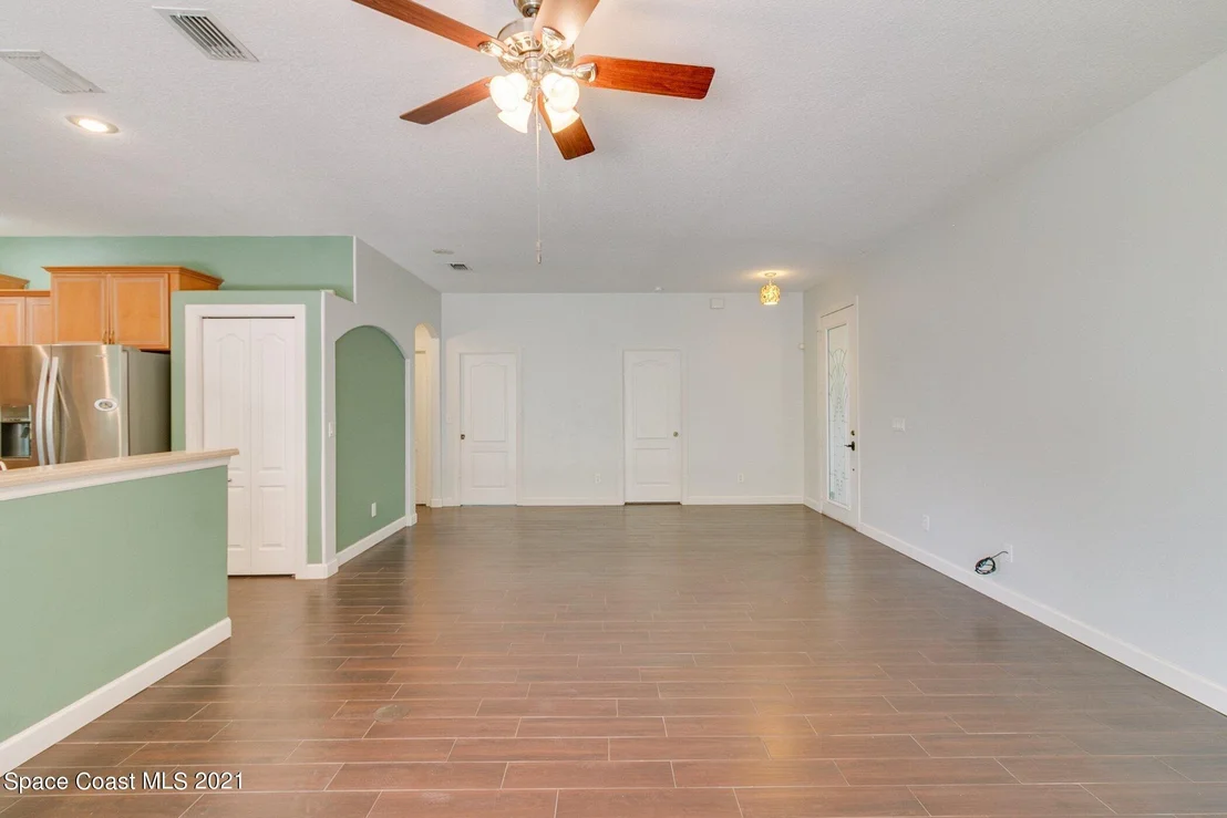 Photo of 8203 Simpkins Way
