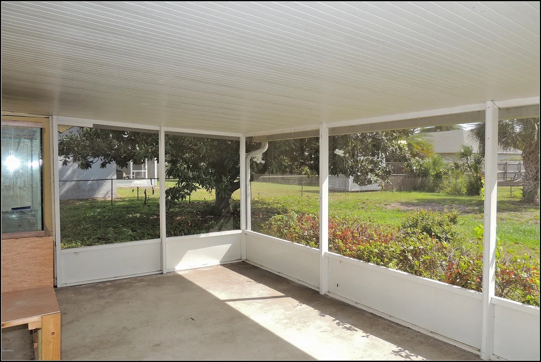 Photo of 6527 Pleasant Avenue