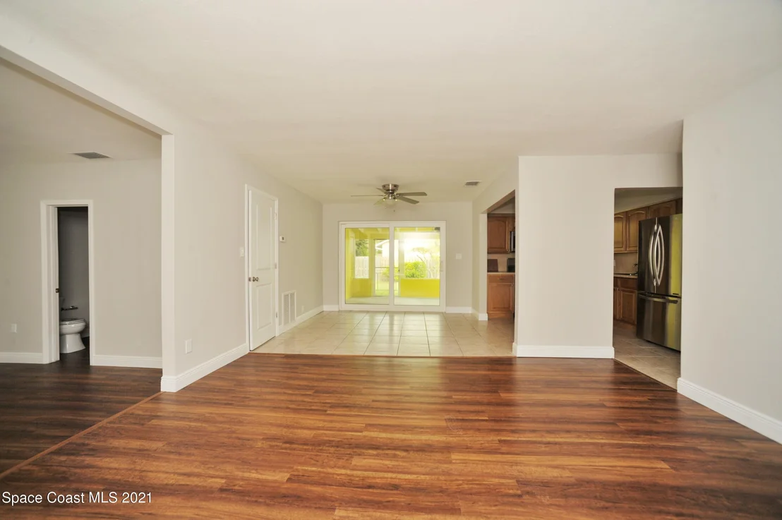 Photo of 461 1st Avenue