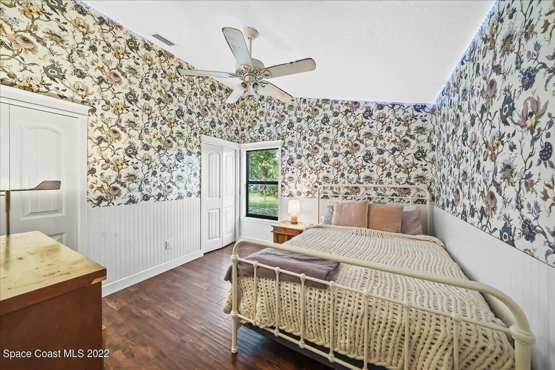 Photo of 3385 Grant Road