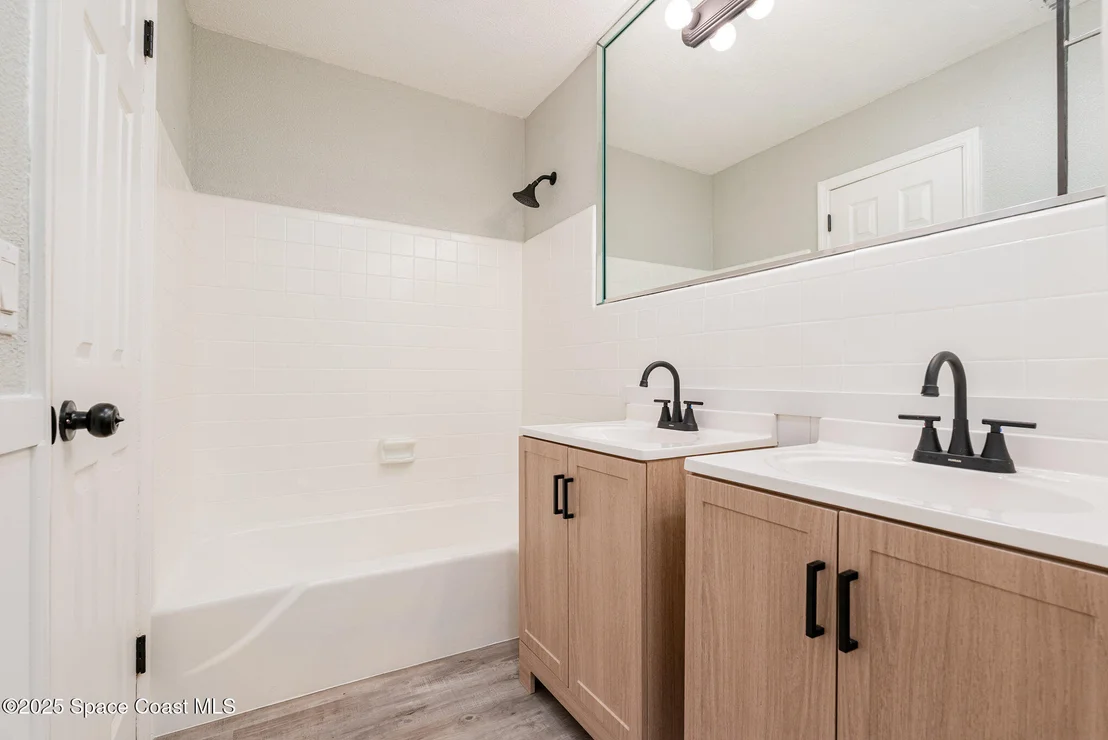 Photo of 4291 Yorkshire Drive