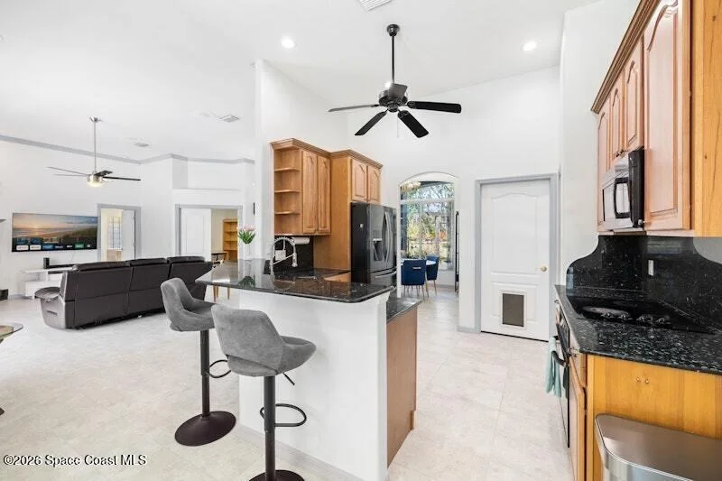 Photo of 3375 Hield Road