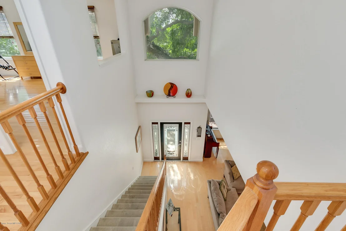 Photo of 52 Riverview Lane