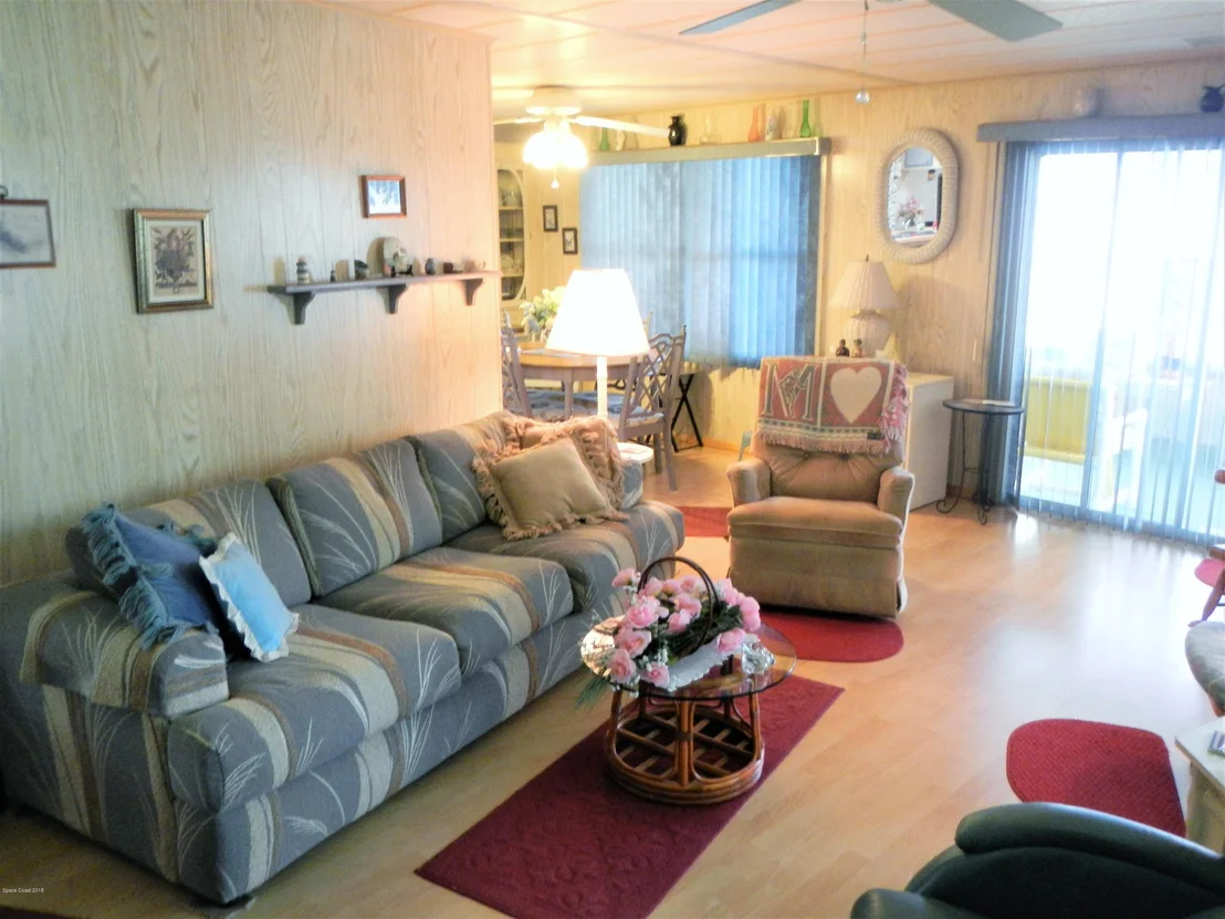 Photo of 551 Jennifer Circle