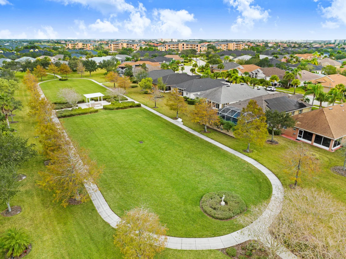 Photo of 6934 Renshaw Drive