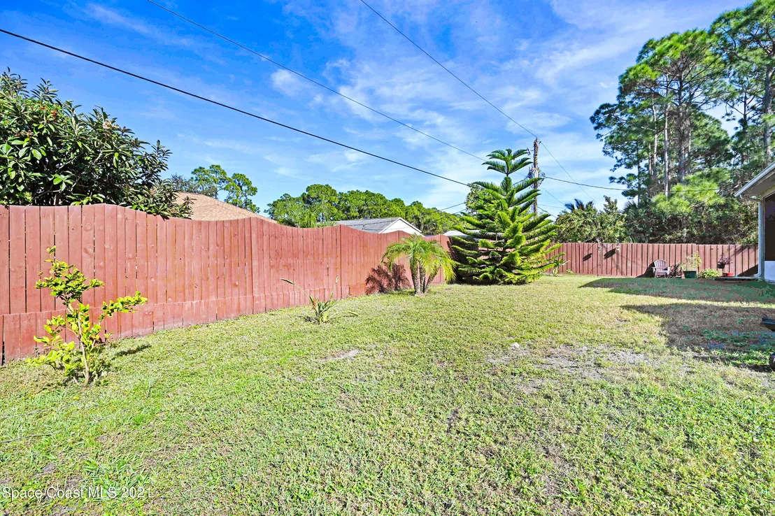 Photo of 477 Ocala Street