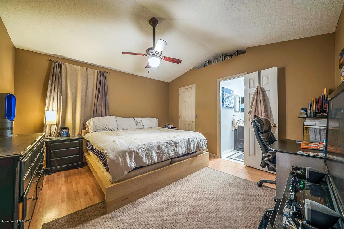 Photo of 2404 Wolf Creek Drive