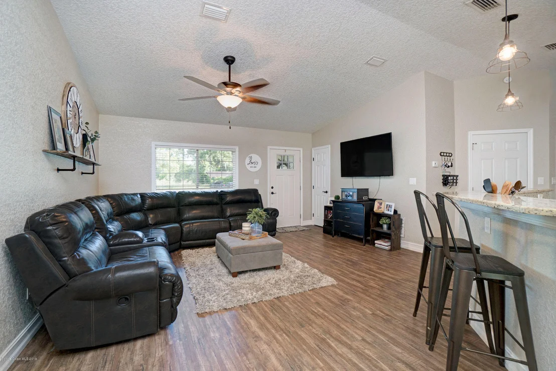 Photo of 3300 Parrish Road