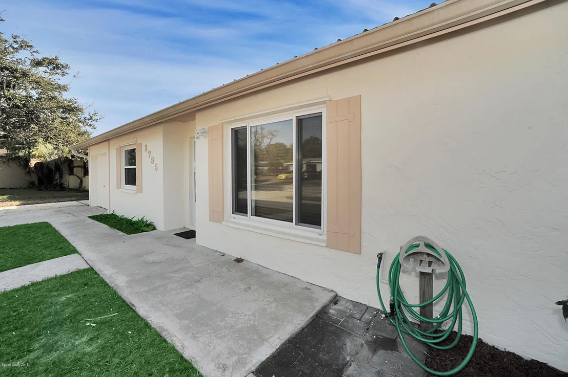Photo of 2795 Locksley Road
