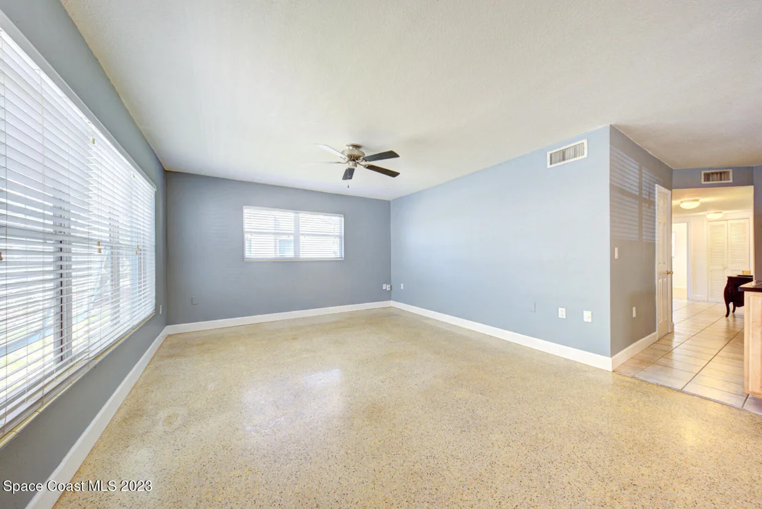 Photo of 114 Orange Avenue