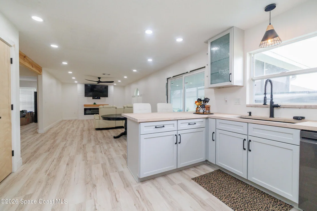 Photo of 3861 La Flor Drive