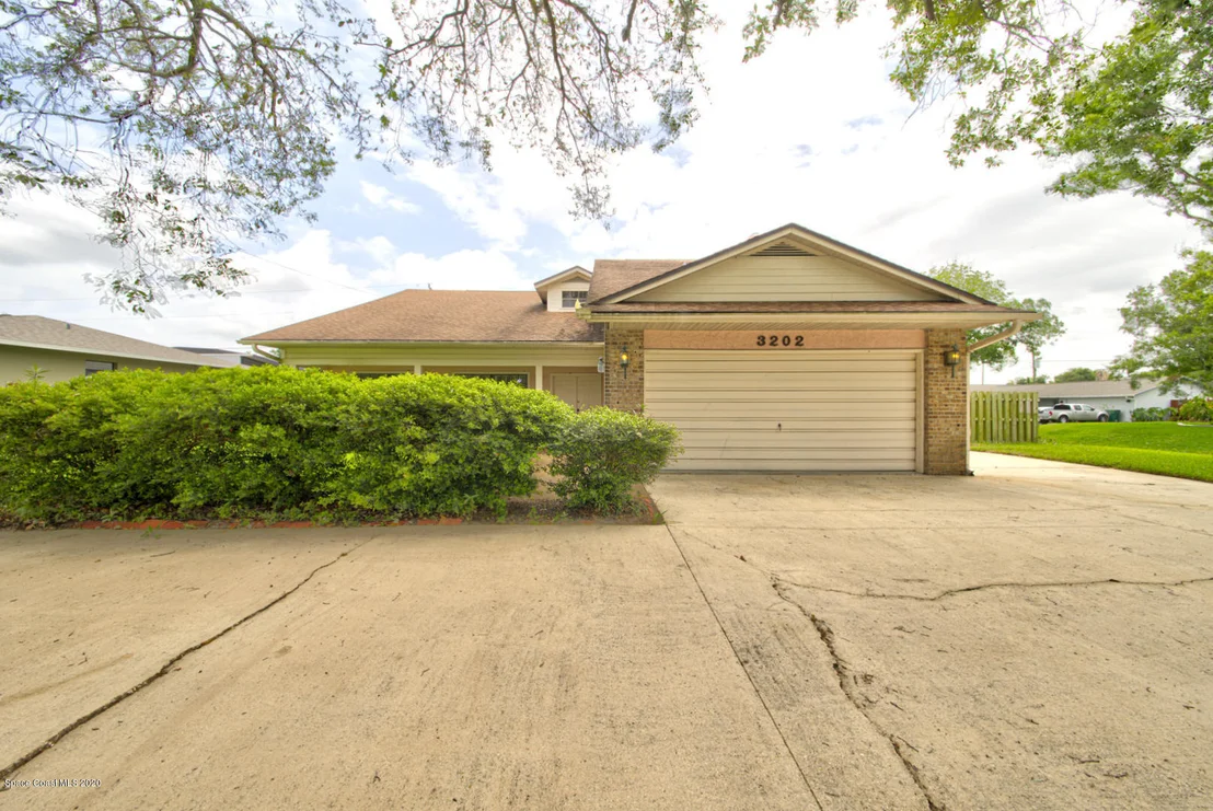 Photo of 3202 Nottingham Lane