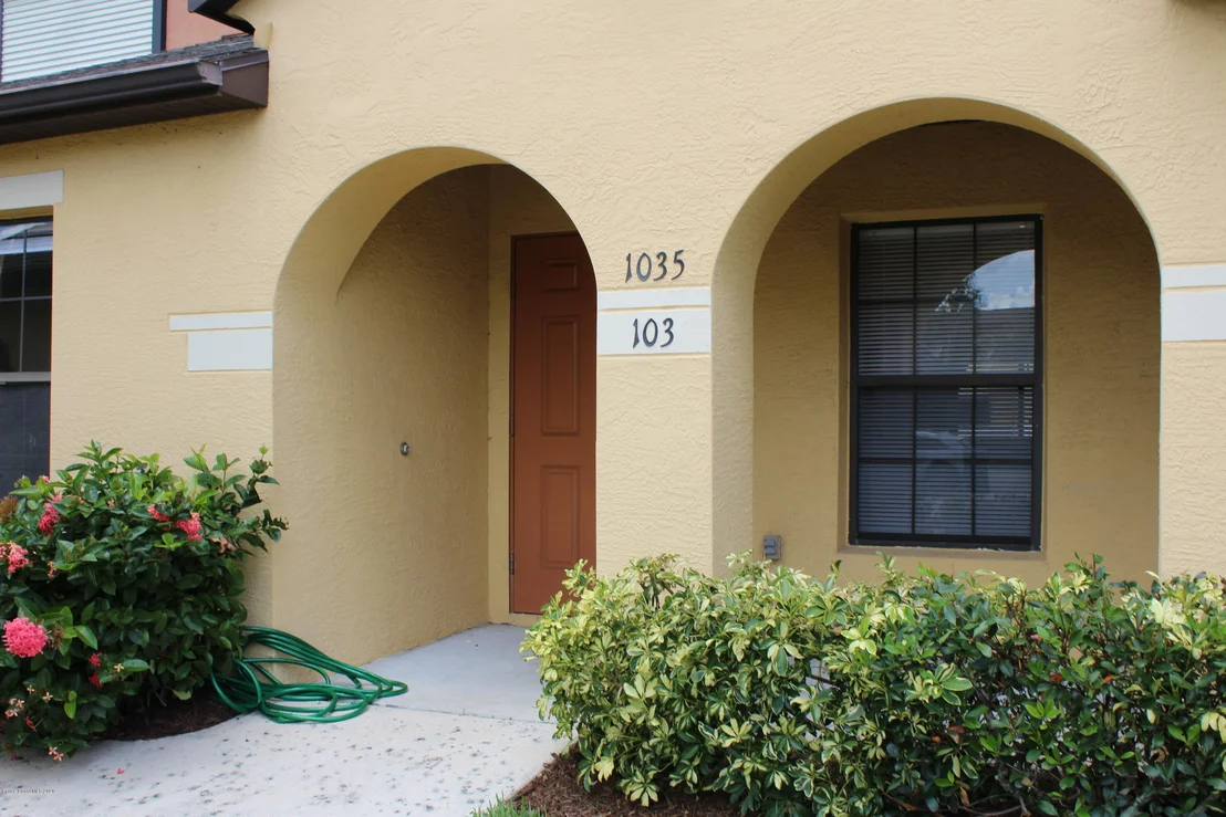 Photo of Unit 103 at 1035 Luminary Circle