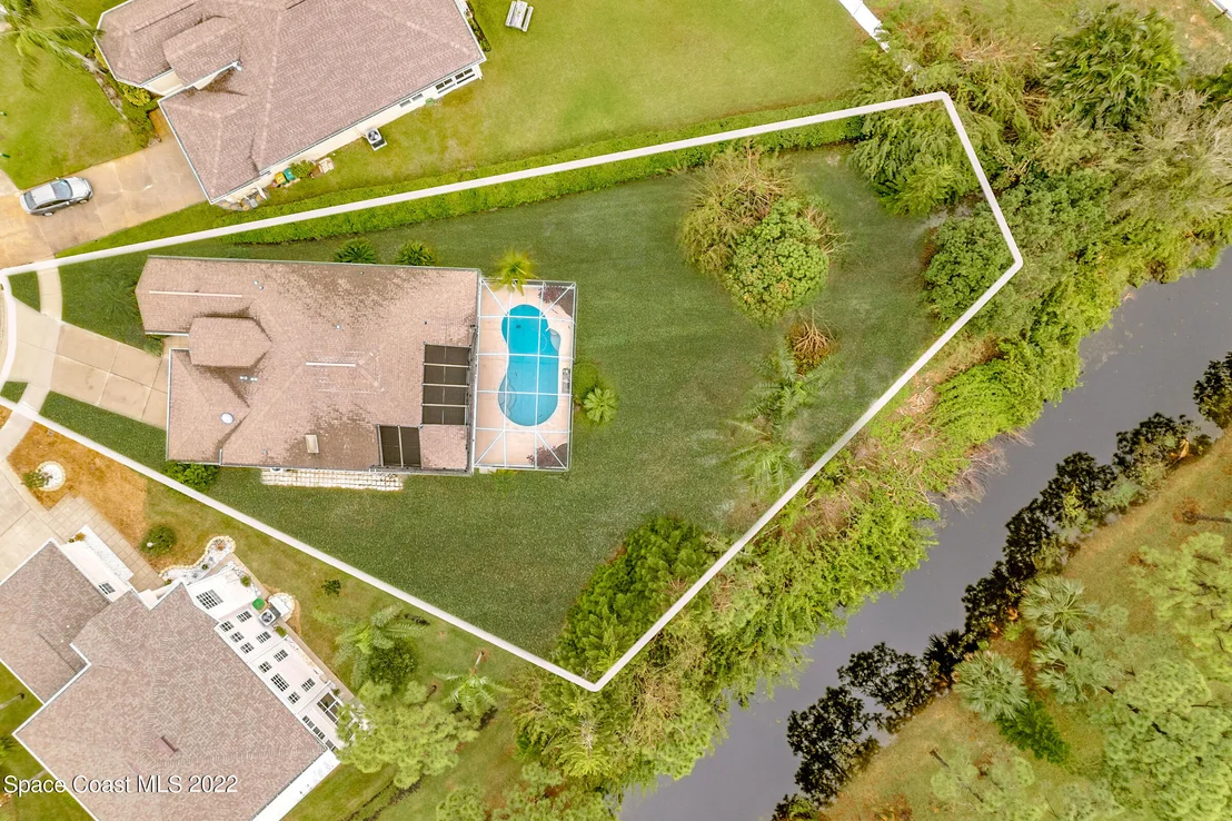 Photo of 796 Suntree Woods Drive