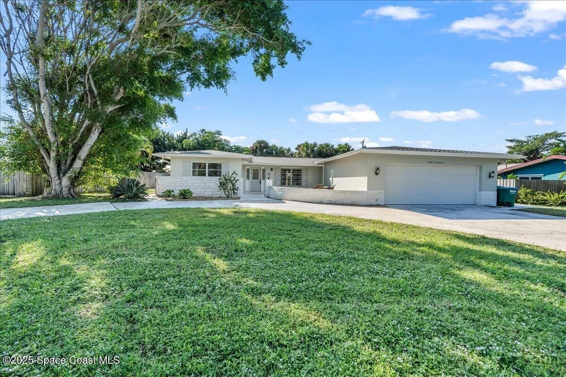 Photo of 303 Surf Road