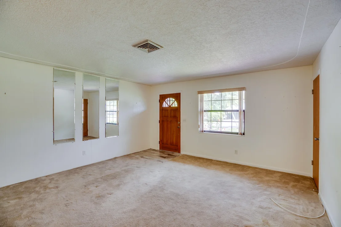 Photo of 1027 Green Road