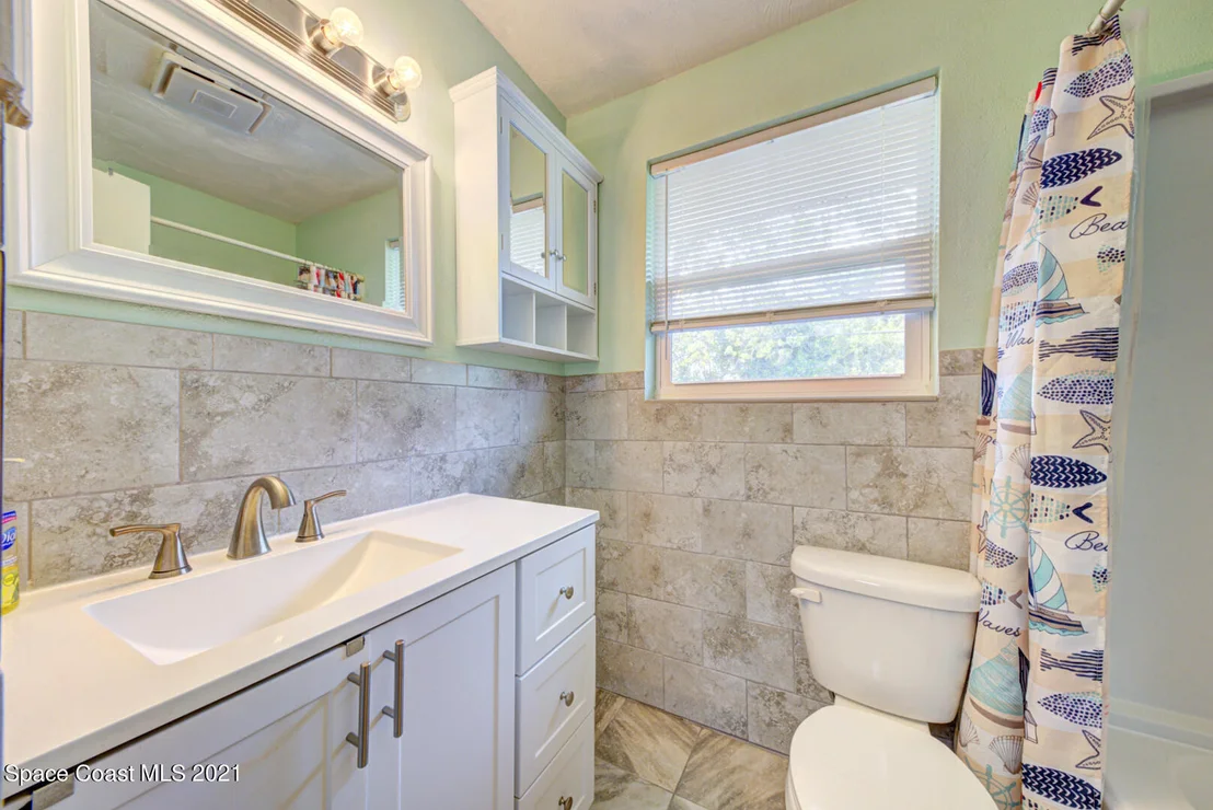 Photo of 1611 Cambridge Drive