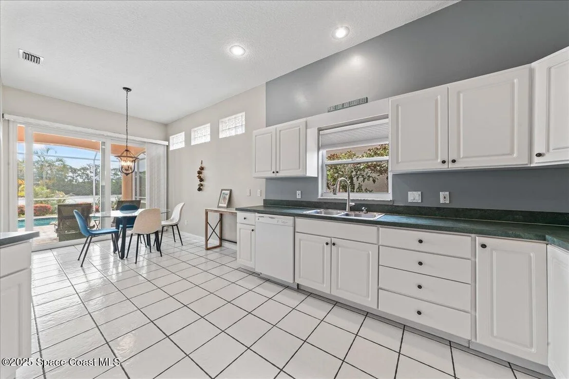 Photo of 442 Carmel Drive