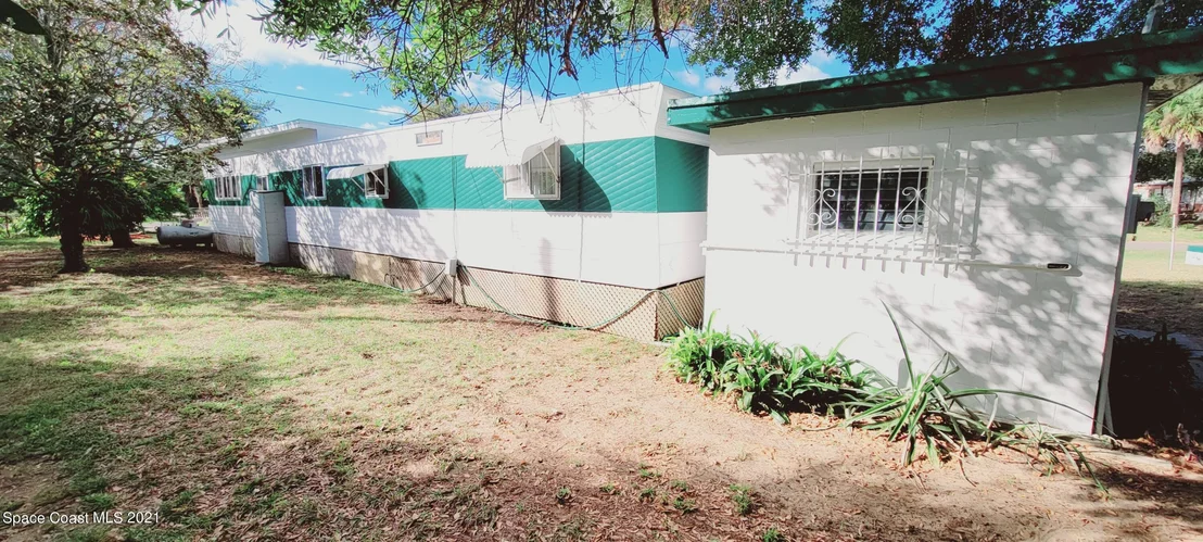 Photo of 6974 Ash Drive