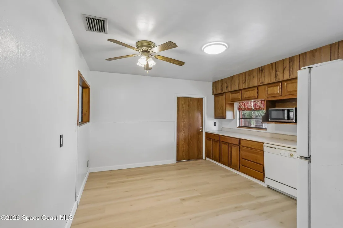 Photo of 230 Gray Road