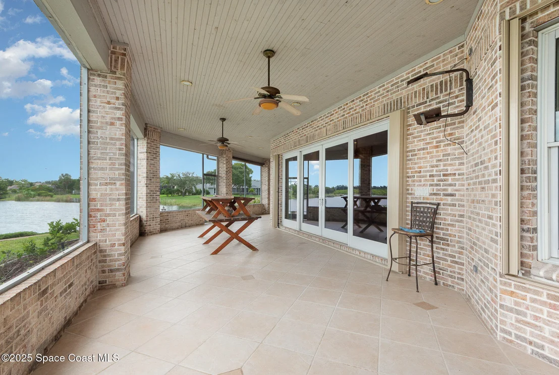 Photo of 1175 Tuckaway Drive