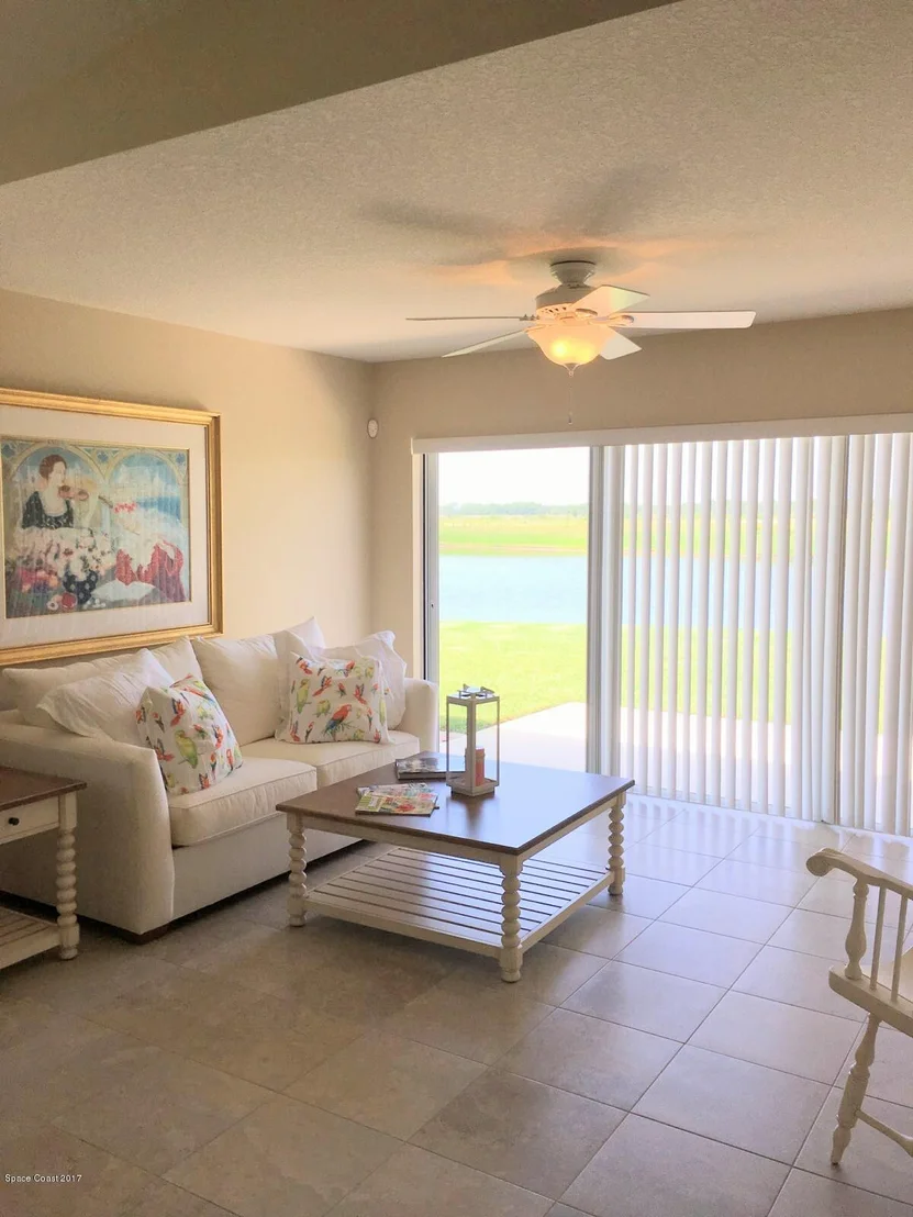 Photo of 3484 Hyperion Way SE