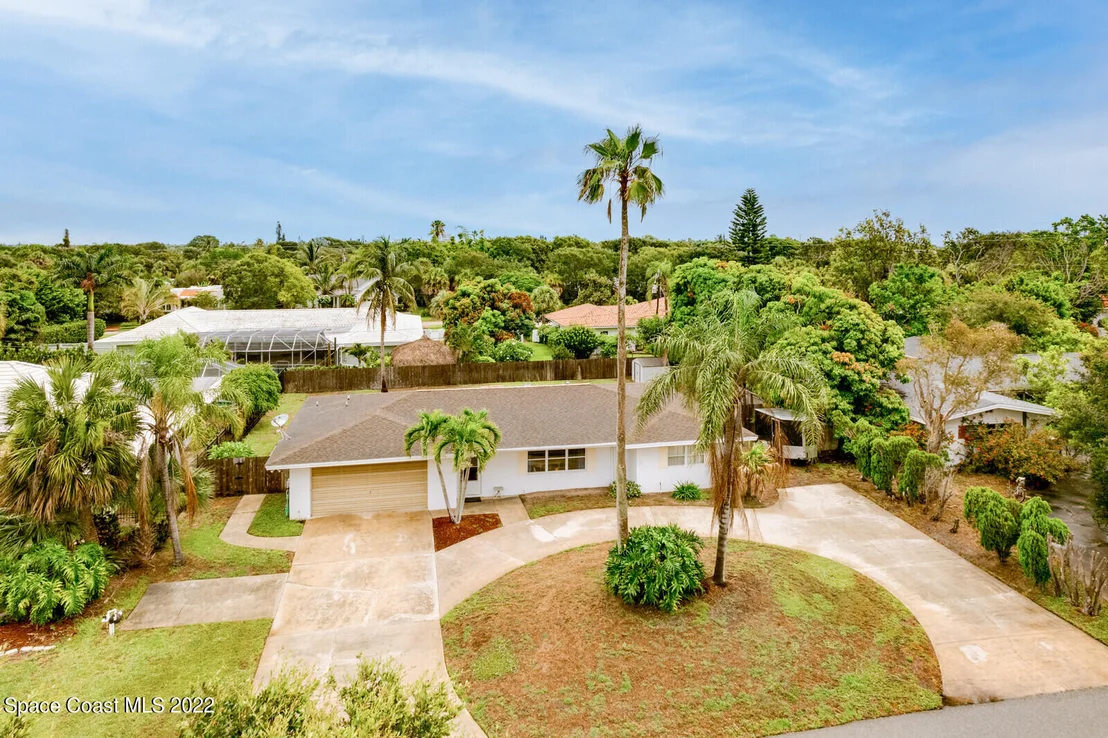 Photo of 306 Cocoa Avenue