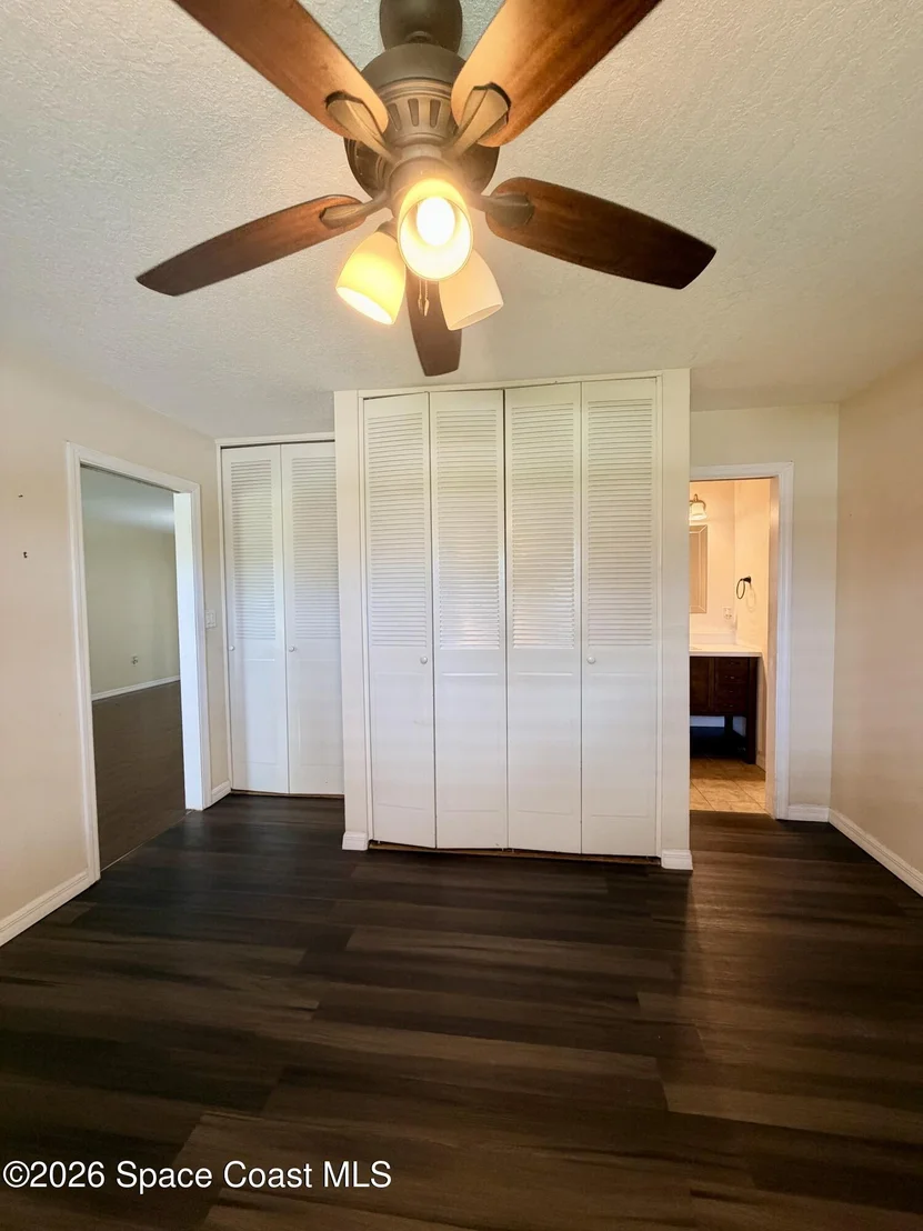 Photo of 550 Comanche Avenue