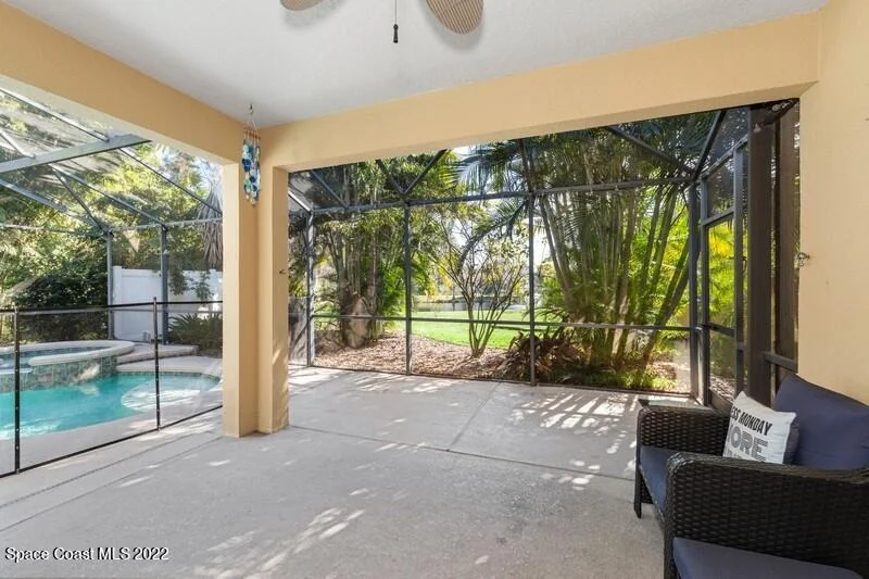 Photo of 461 Waterside Circle
