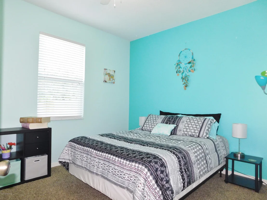 Photo of 1102 Morgan Circle NE