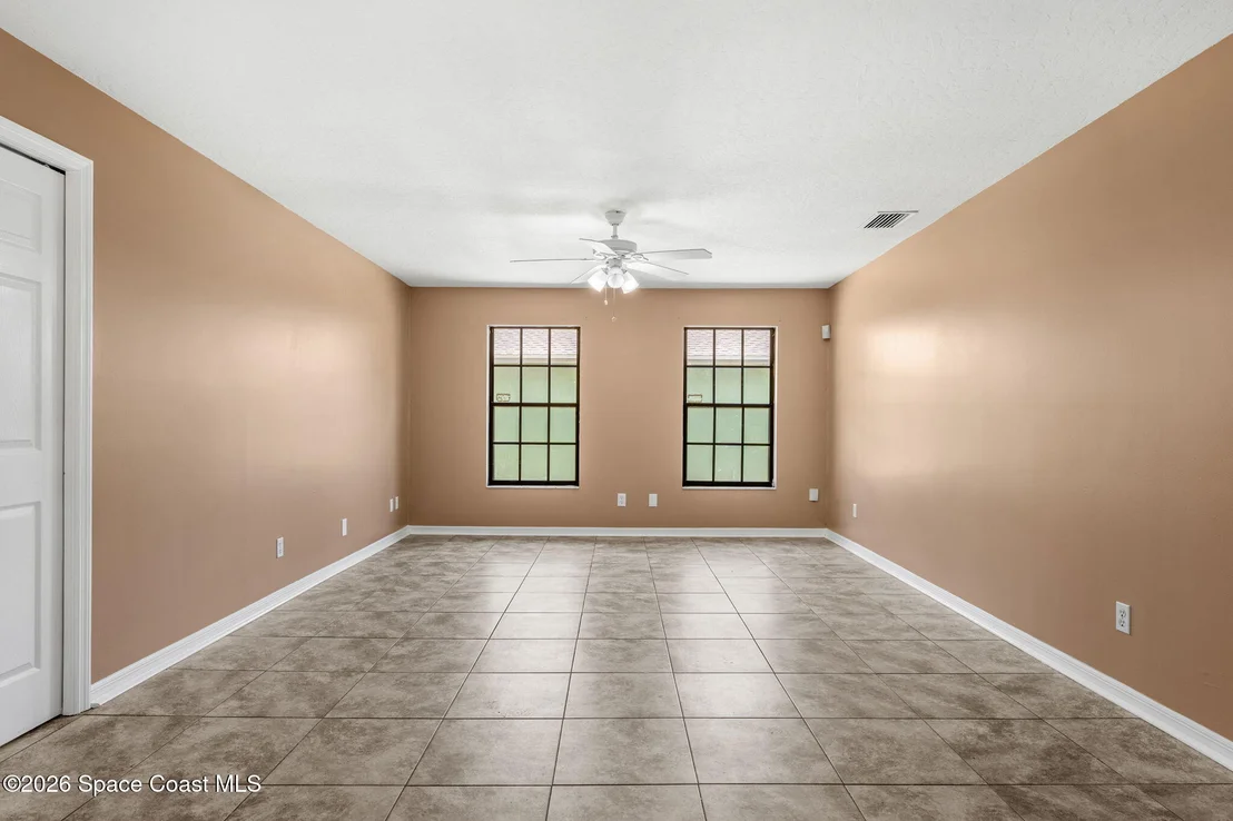 Photo of 950 Whisperpine Drive