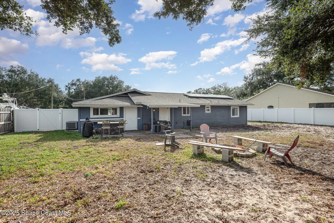 Photo of 7310 Darien Road
