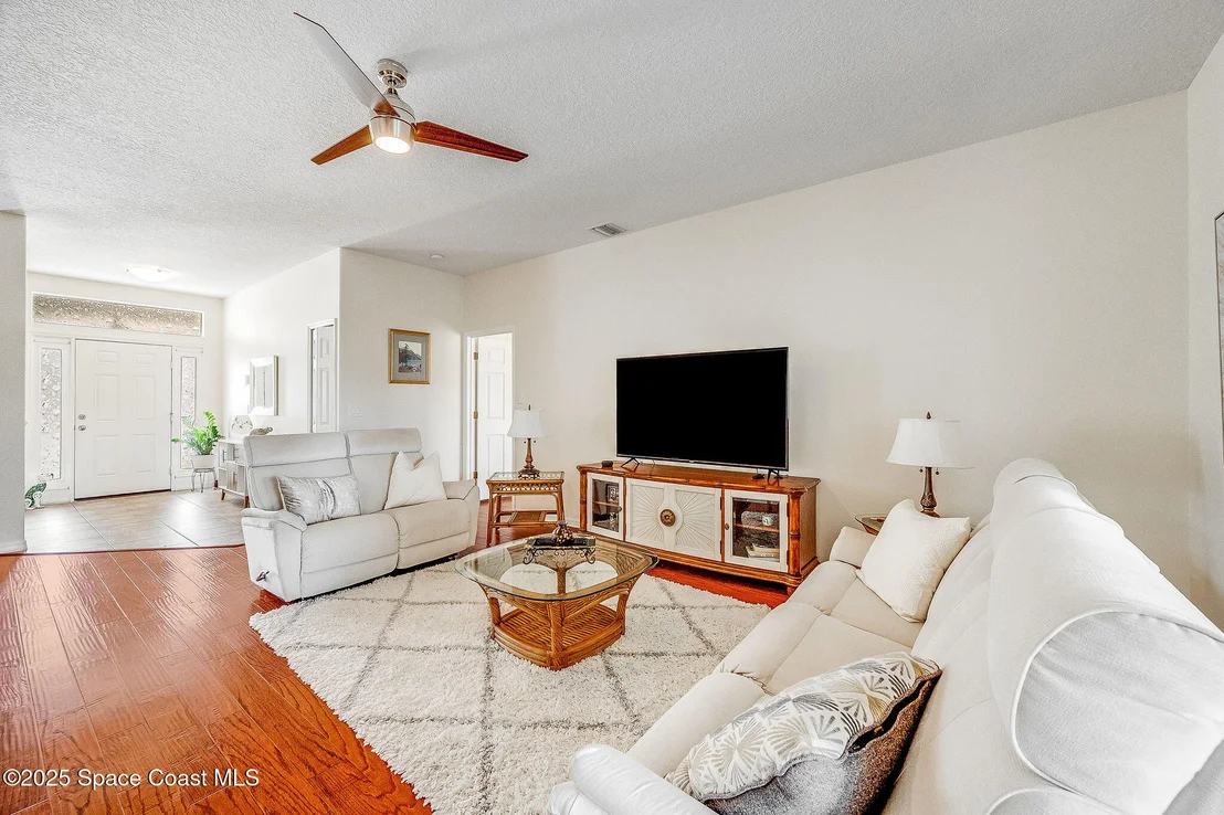 Photo of 1137 Morgan Circle NE