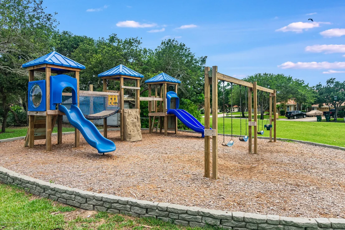 Photo of 845 Sanderling Drive
