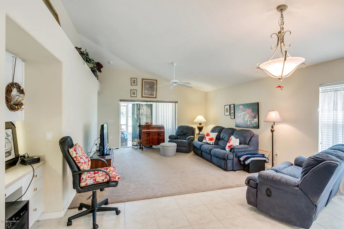 Photo of 6927 Owen Drive