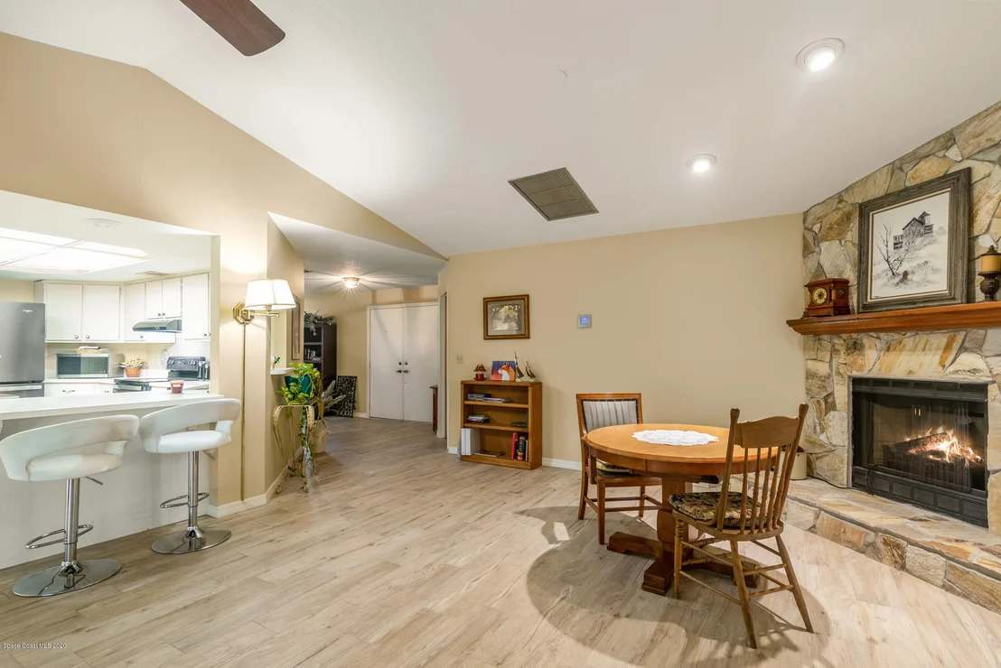 Photo of 1204 Foxfire Court