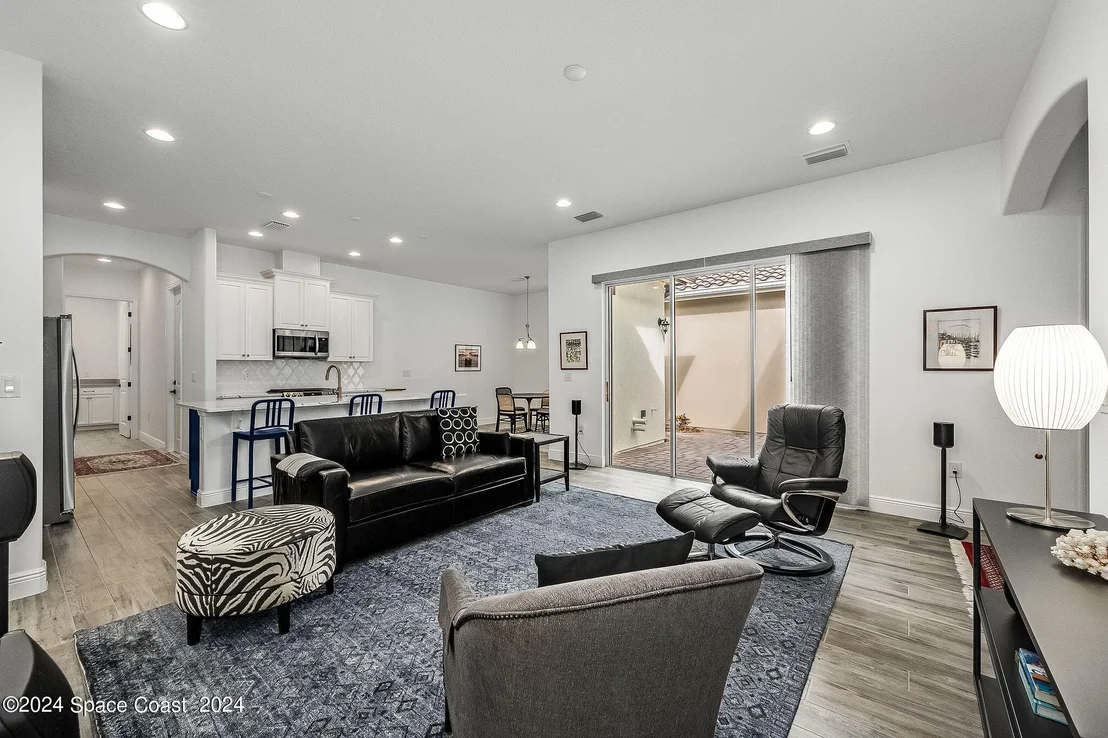 Photo of 8536 Lyside Drive