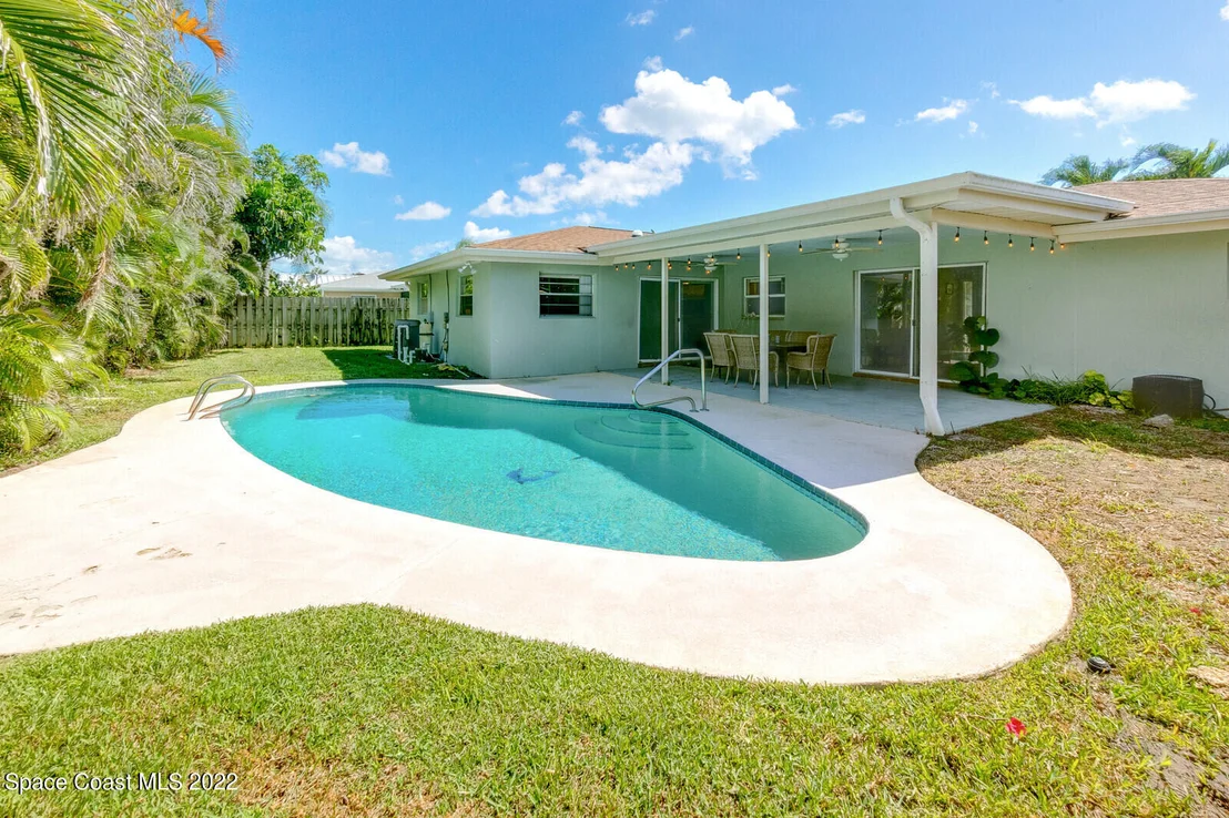Photo of 640 Hibiscus Drive