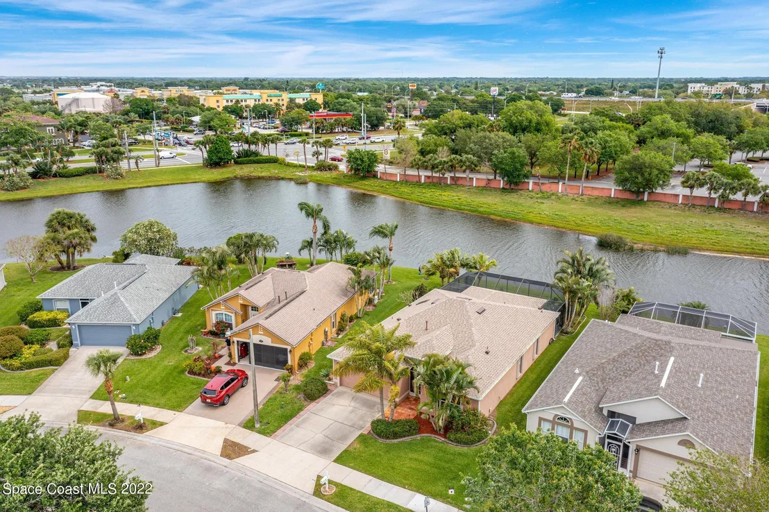 Photo of 380 Wickham Lakes Drive