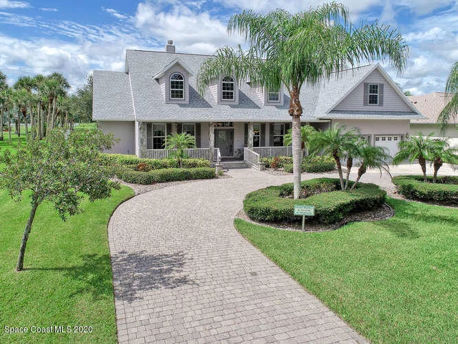 Photo of 1145 Tuckaway Drive