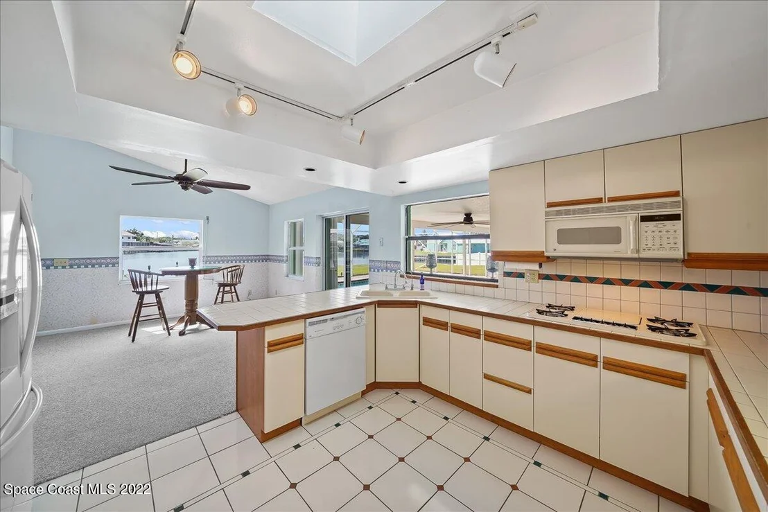 Photo of 275 Arrowhead Lane