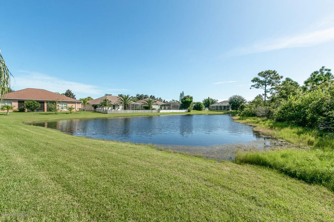 Photo of 4628 Alamanda Drive