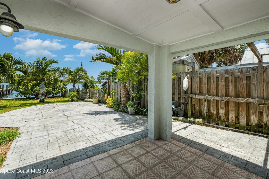 Photo of 3957 Canal Drive