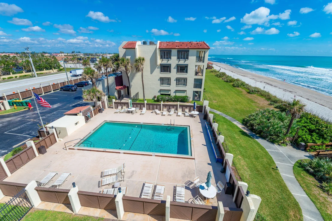 Photo of Unit 310 at 175 Highway A1a